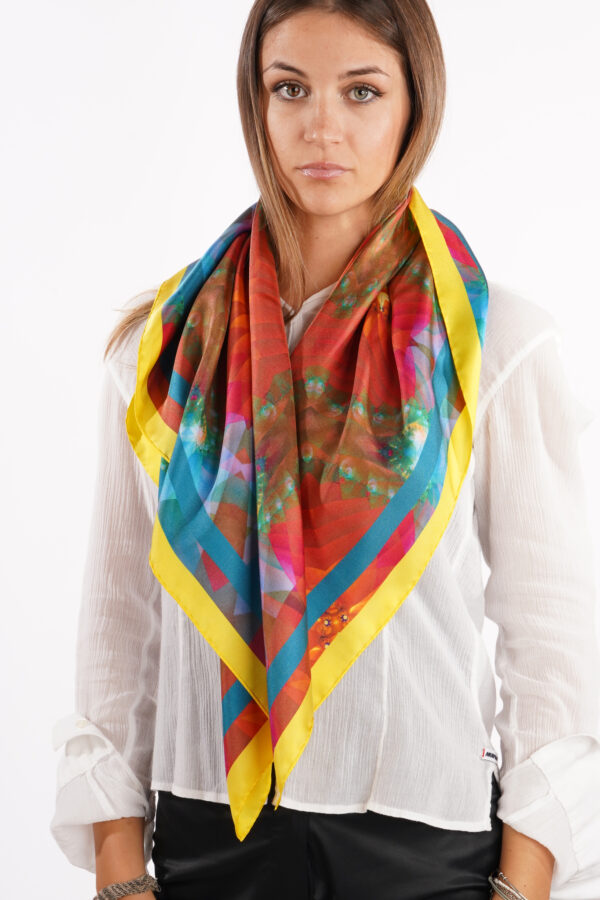 Silk scarf 90 x 90 cm reflections